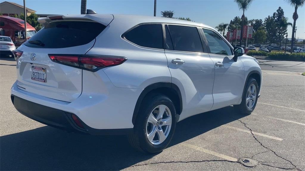 used 2023 Toyota Highlander car, priced at $32,288