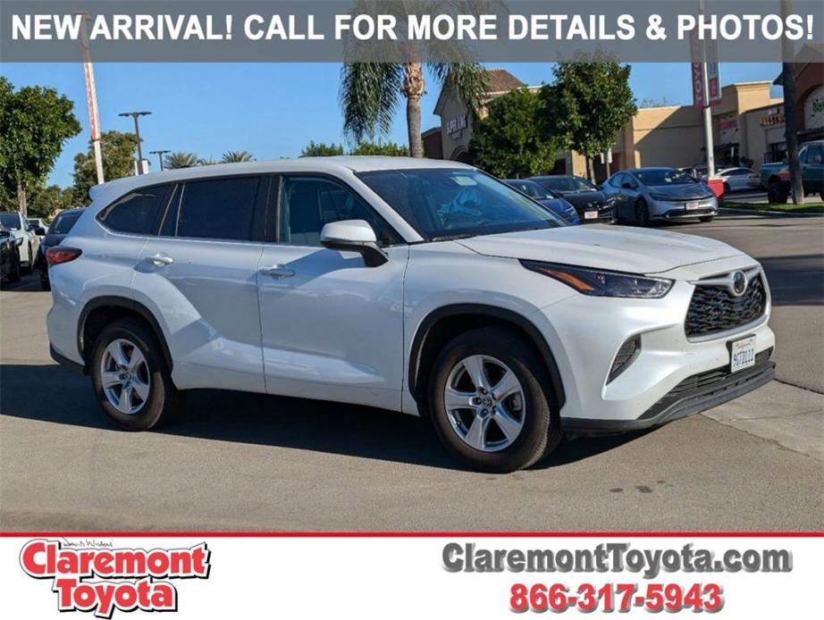 used 2023 Toyota Highlander car, priced at $34,988