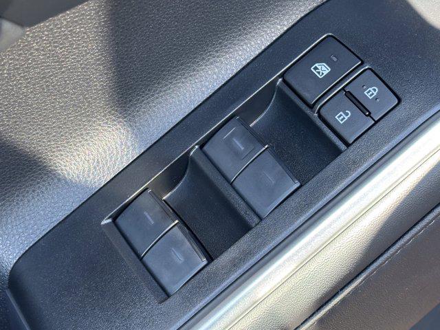 new 2025 Toyota Highlander Hybrid car, priced at $50,598