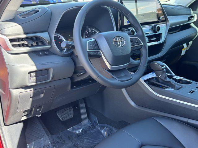 new 2025 Toyota Highlander Hybrid car, priced at $50,598