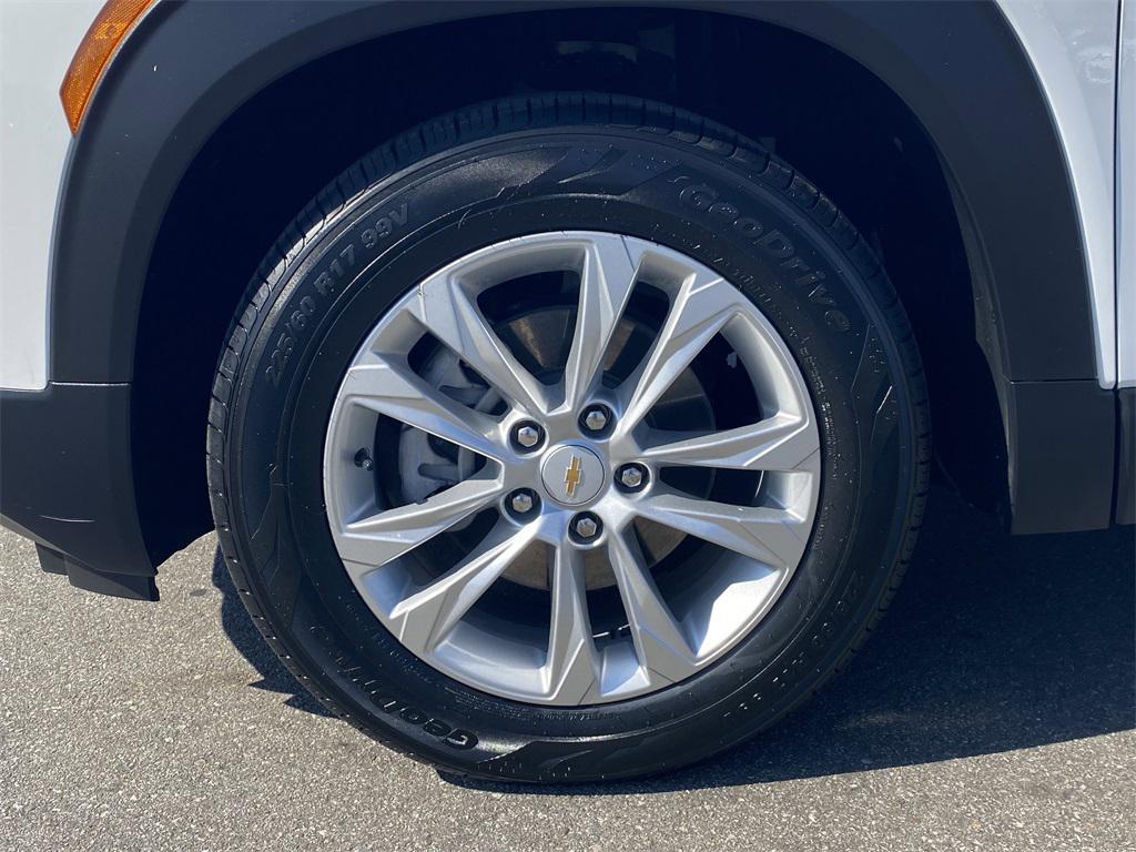 used 2023 Chevrolet TrailBlazer car, priced at $17,900