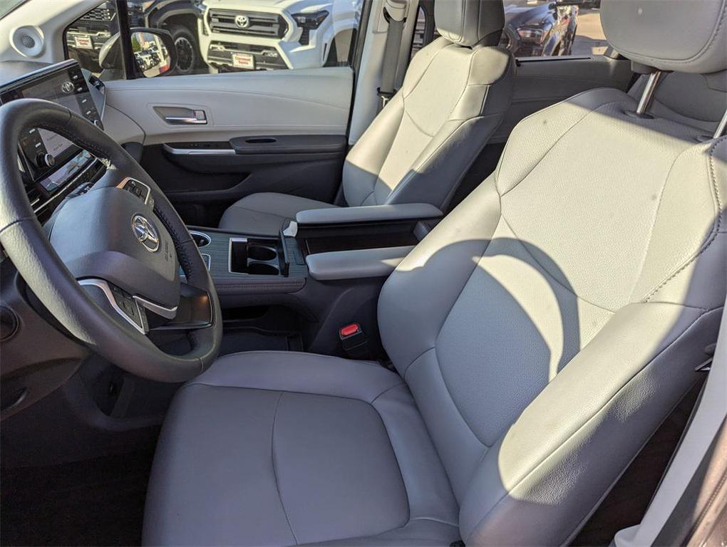 used 2022 Toyota Sienna car, priced at $38,500