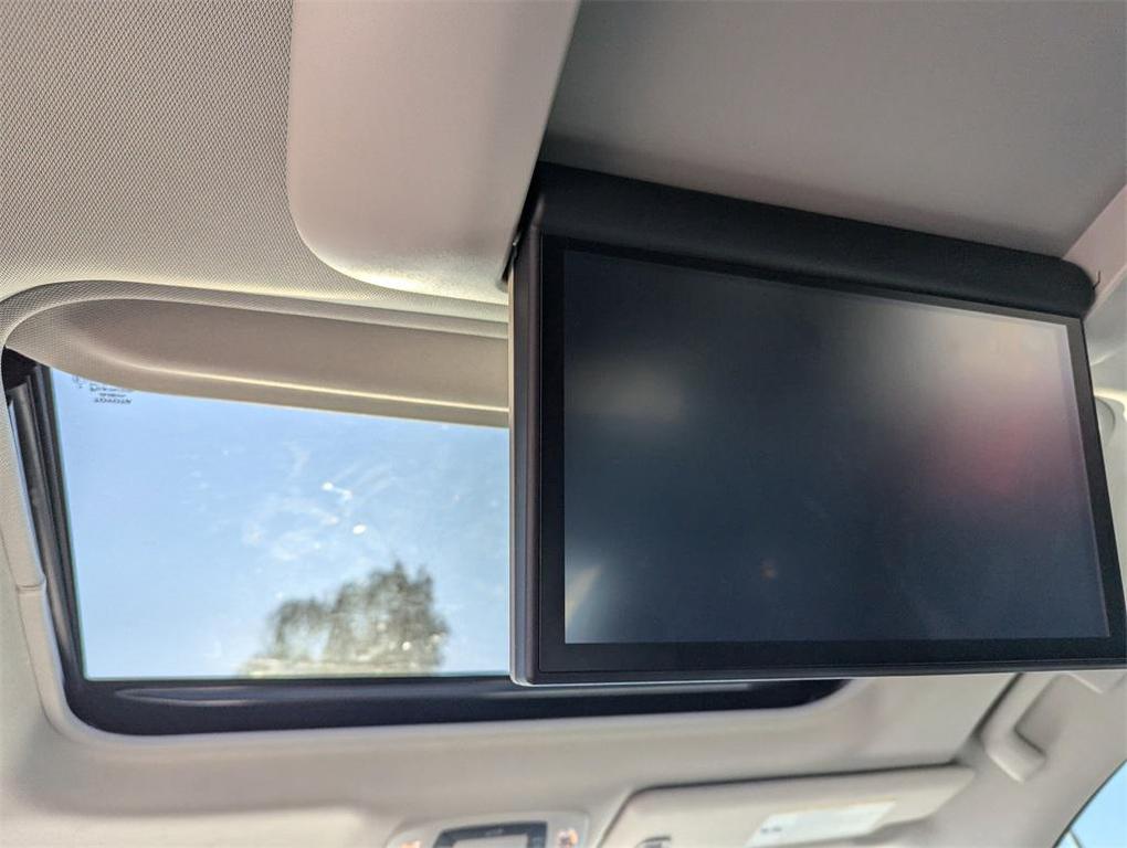 used 2022 Toyota Sienna car, priced at $38,500