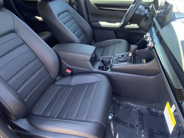 used 2025 Honda CR-V car, priced at $31,500