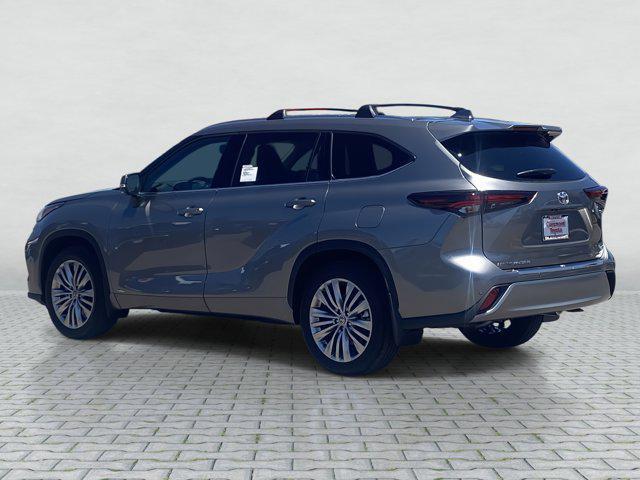 new 2025 Toyota Highlander Hybrid car, priced at $56,673