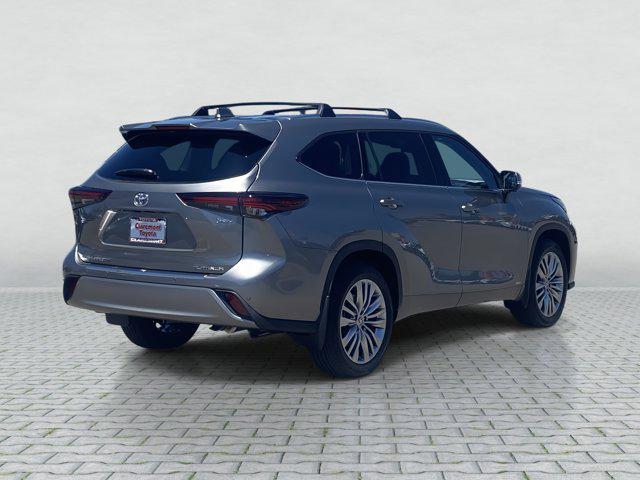 new 2025 Toyota Highlander Hybrid car, priced at $56,673