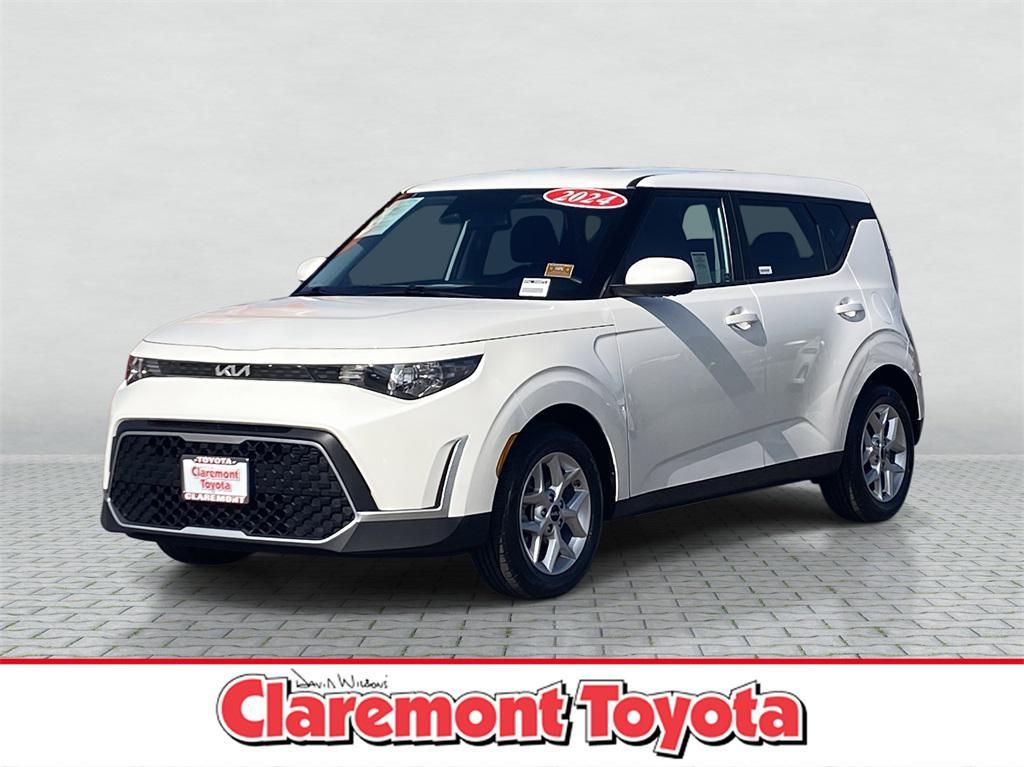used 2024 Kia Soul car, priced at $17,100