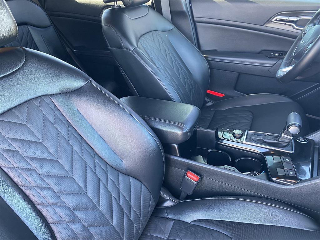 used 2023 Kia Sportage car, priced at $25,900