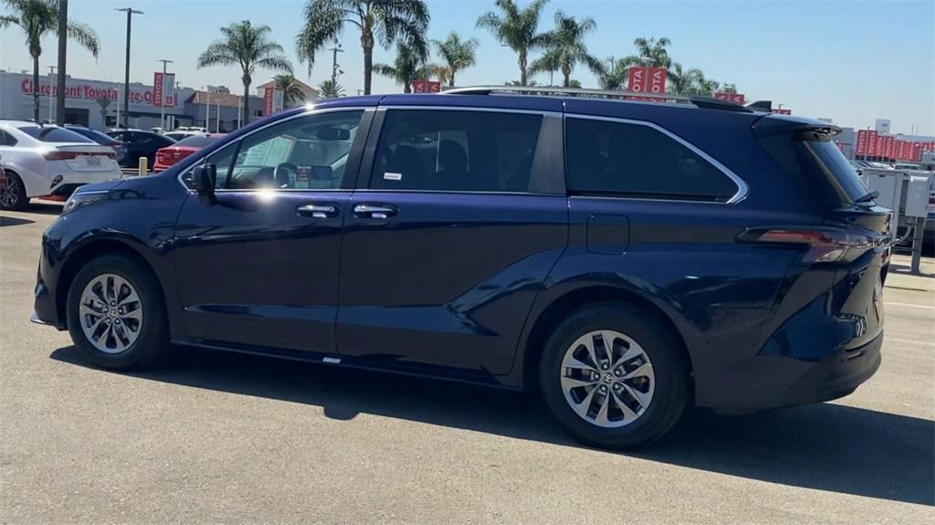 used 2023 Toyota Sienna car, priced at $45,988