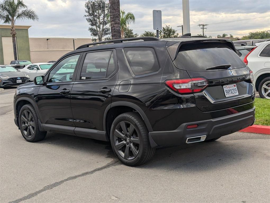 used 2023 Honda Pilot car, priced at $33,000