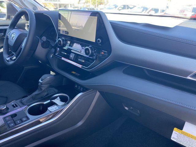 new 2026 Toyota Highlander car, priced at $53,363