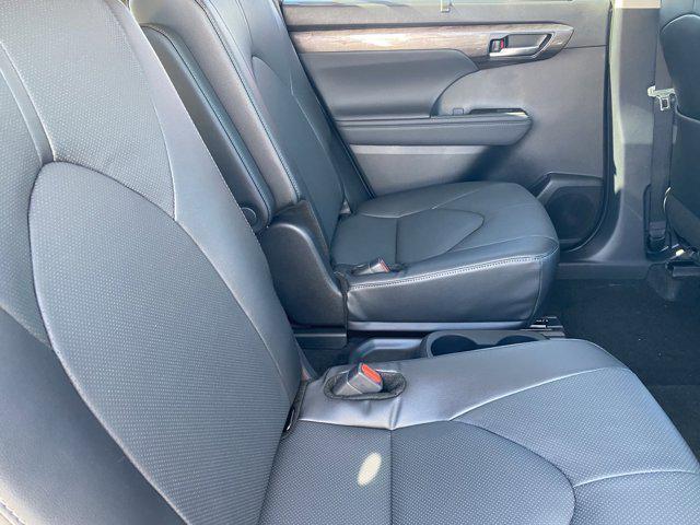 new 2026 Toyota Highlander car, priced at $53,363