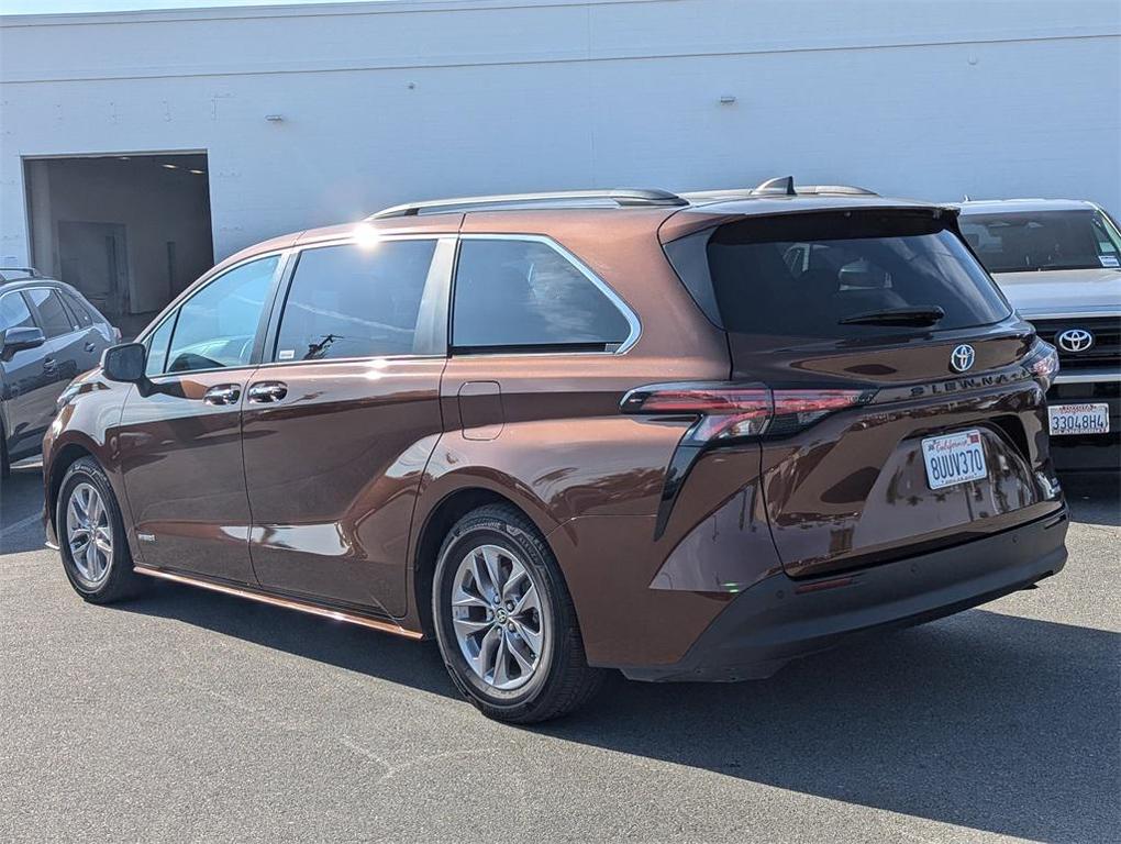 used 2021 Toyota Sienna car, priced at $30,900