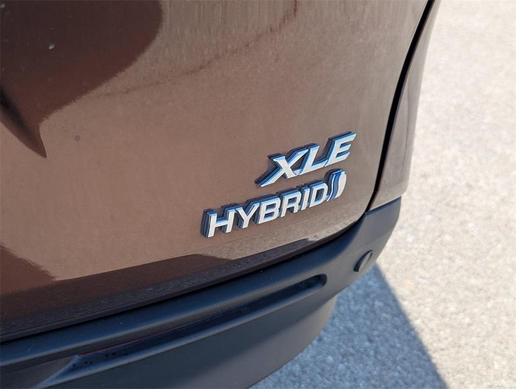 used 2021 Toyota Sienna car, priced at $30,900