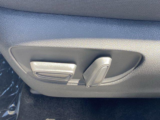 new 2025 Toyota Highlander Hybrid car