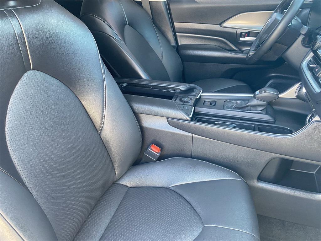 used 2024 Toyota Grand Highlander car, priced at $43,300