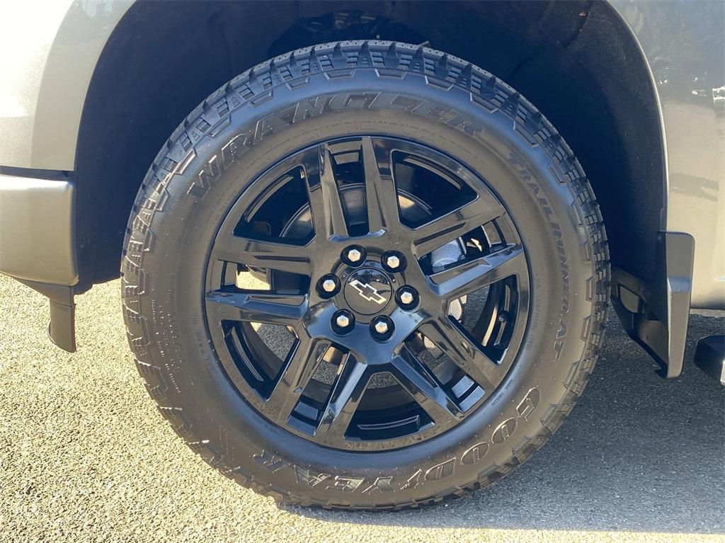 used 2024 Chevrolet Silverado 1500 car, priced at $48,988