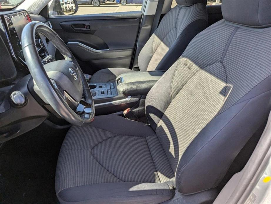 used 2021 Toyota Highlander car, priced at $26,488