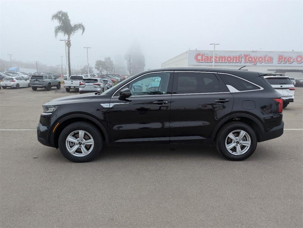 used 2023 Kia Sorento car, priced at $23,988