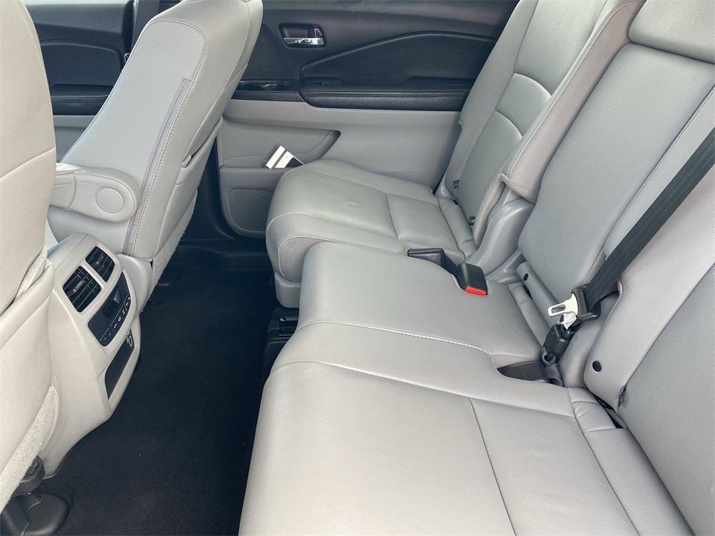 used 2022 Honda Pilot car, priced at $27,500