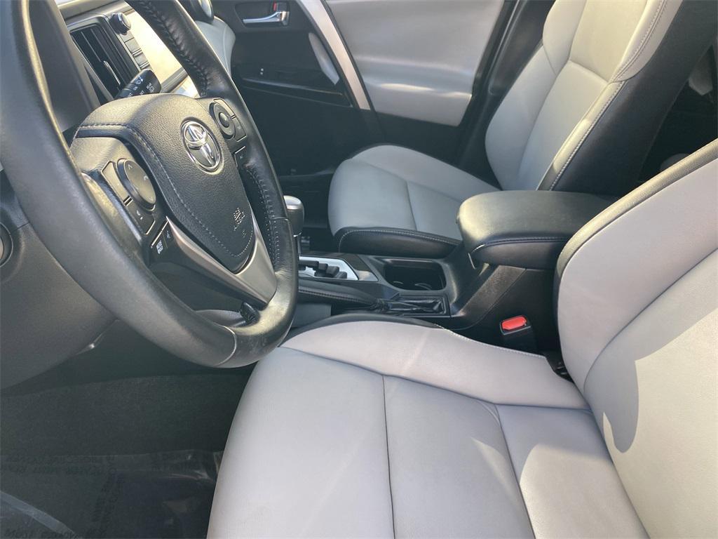 used 2018 Toyota RAV4 Hybrid car, priced at $21,300