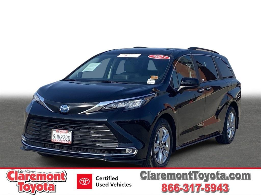 used 2023 Toyota Sienna car, priced at $41,288