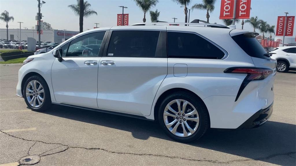 used 2022 Toyota Sienna car, priced at $49,988