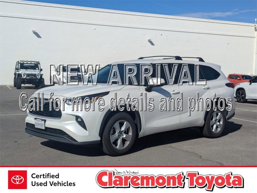 used 2021 Toyota Highlander car, priced at $26,988