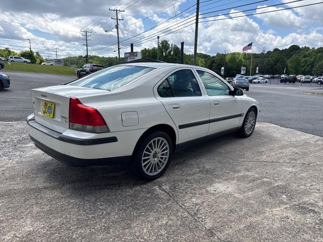 used 2002 Volvo S60 car, priced at $4,950
