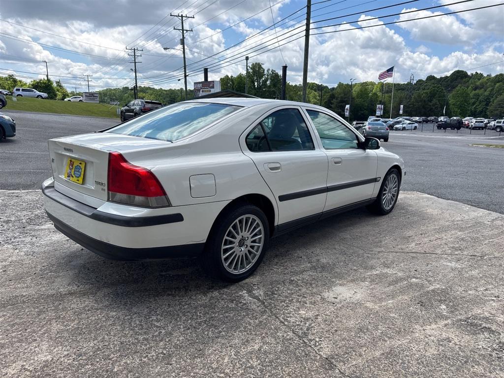 used 2002 Volvo S60 car, priced at $4,270