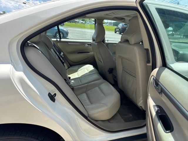 used 2002 Volvo S60 car, priced at $4,950