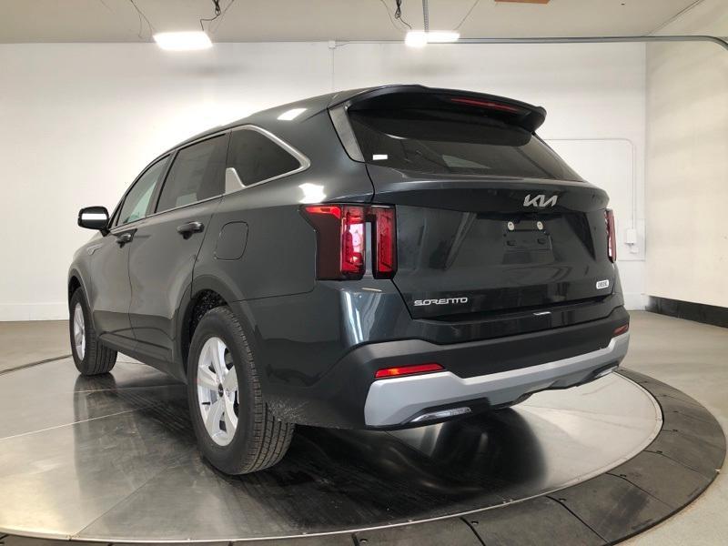 new 2025 Kia Sorento car, priced at $33,590