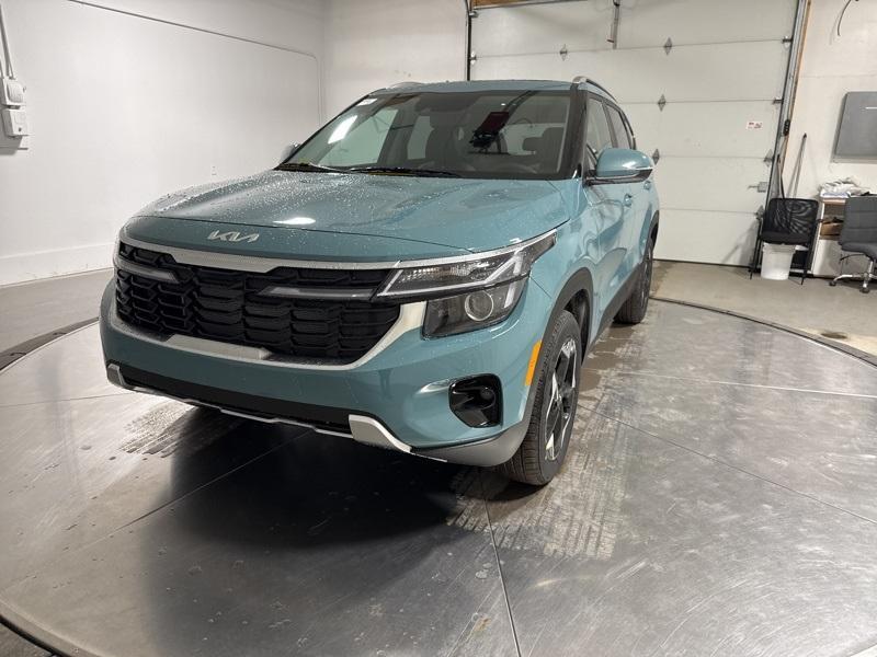 new 2025 Kia Seltos car, priced at $30,155