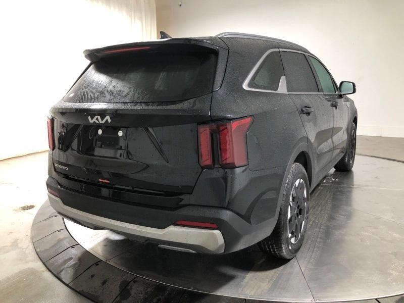 new 2025 Kia Sorento car, priced at $35,465