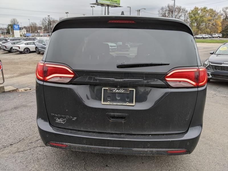 used 2018 Chrysler Pacifica car, priced at $19,205