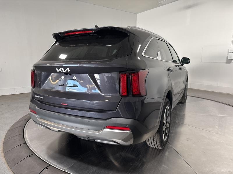 new 2025 Kia Sorento car, priced at $36,990