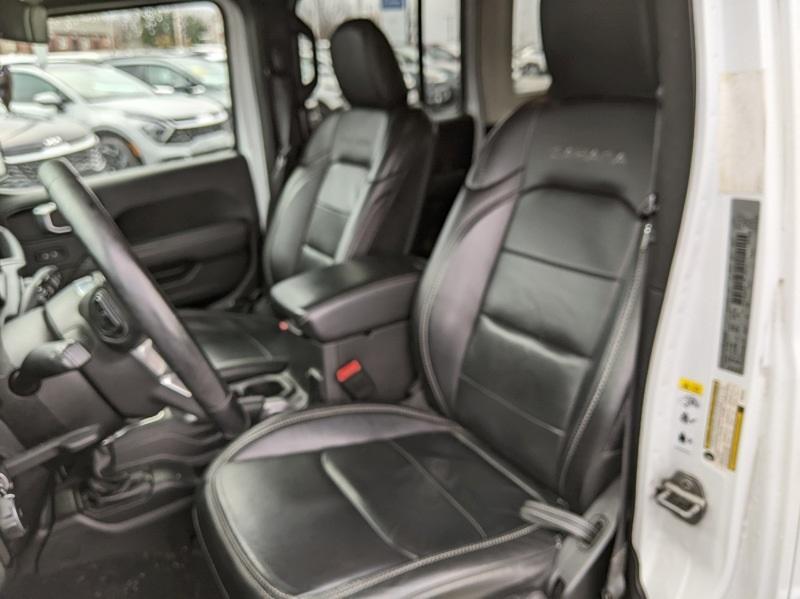 used 2019 Jeep Wrangler Unlimited car, priced at $25,588