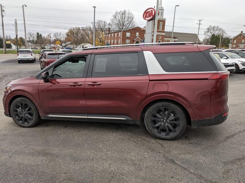 used 2024 Kia Carnival car, priced at $44,777