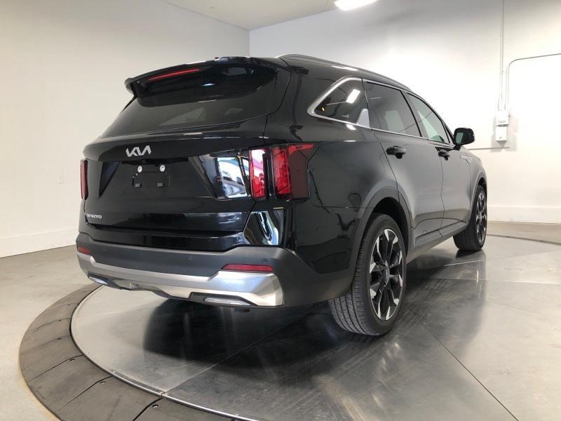 new 2025 Kia Sorento car, priced at $40,990