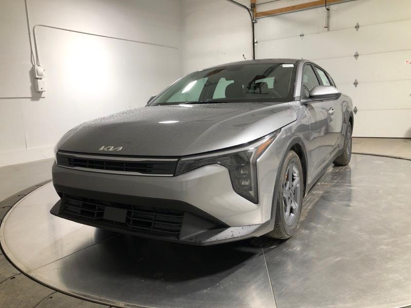 new 2025 Kia K4 car, priced at $24,030