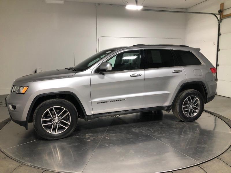 used 2017 Jeep Grand Cherokee car, priced at $12,900