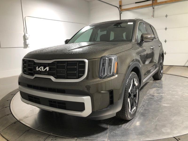 new 2025 Kia Telluride car, priced at $42,465