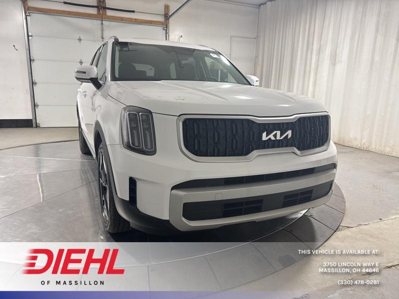 new 2025 Kia Telluride car, priced at $43,405