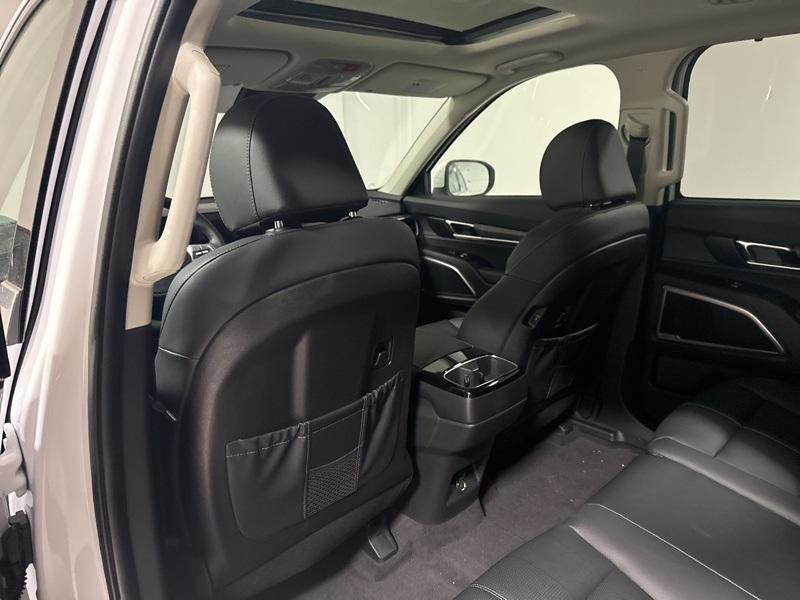 new 2025 Kia Telluride car, priced at $43,405