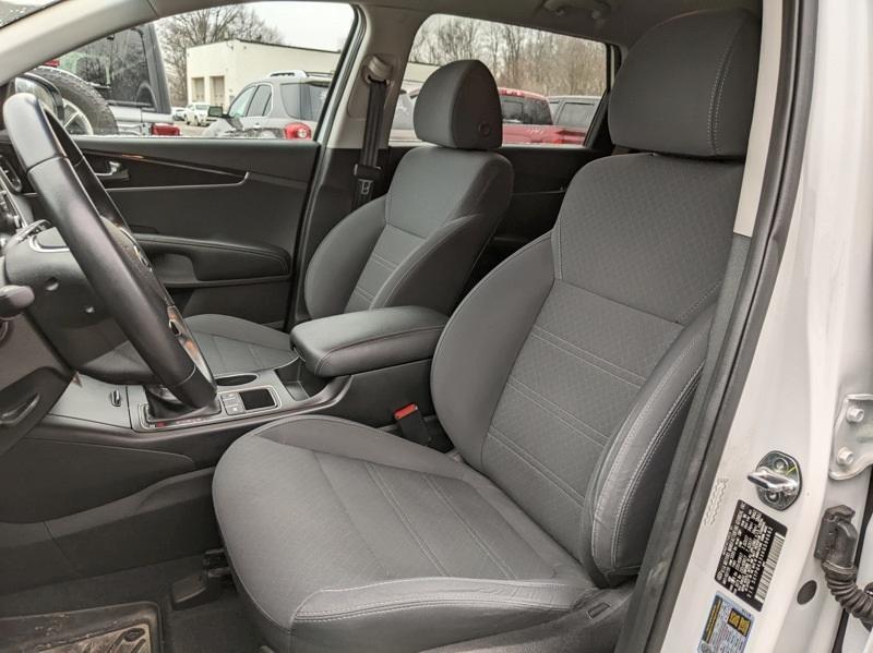 used 2019 Kia Sorento car, priced at $17,827