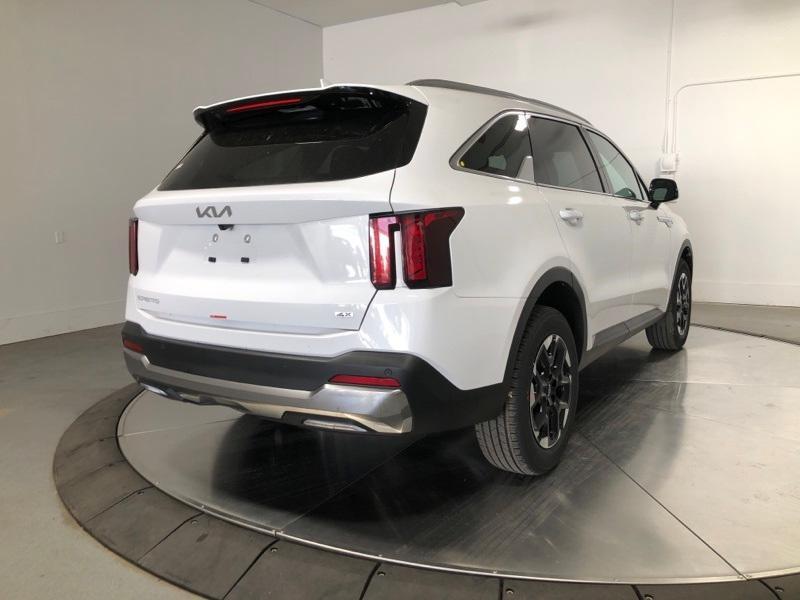 new 2025 Kia Sorento car, priced at $39,485