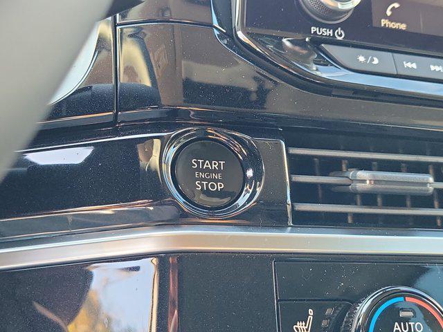 new 2025 Nissan Pathfinder car, priced at $35,690