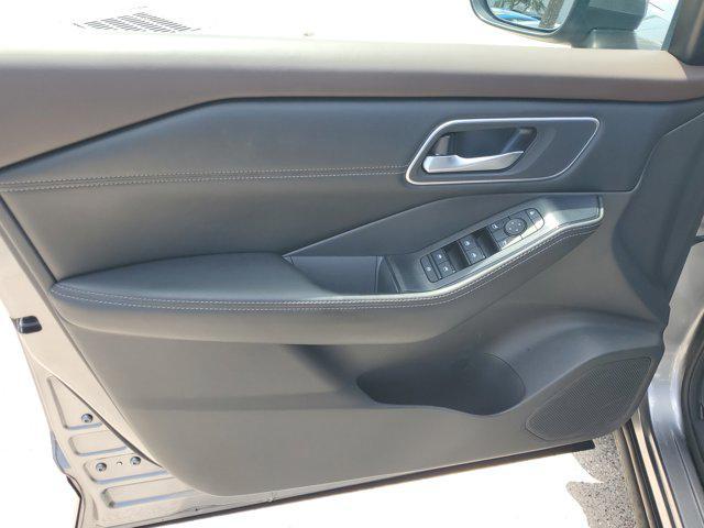 used 2021 Nissan Rogue car, priced at $21,444