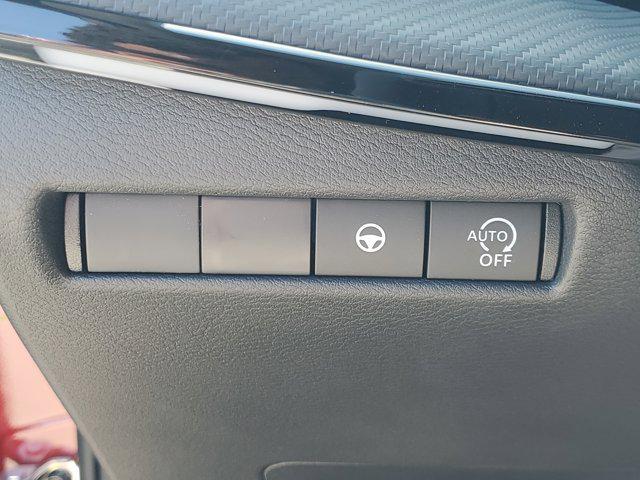 new 2025 Nissan Kicks car, priced at $28,985