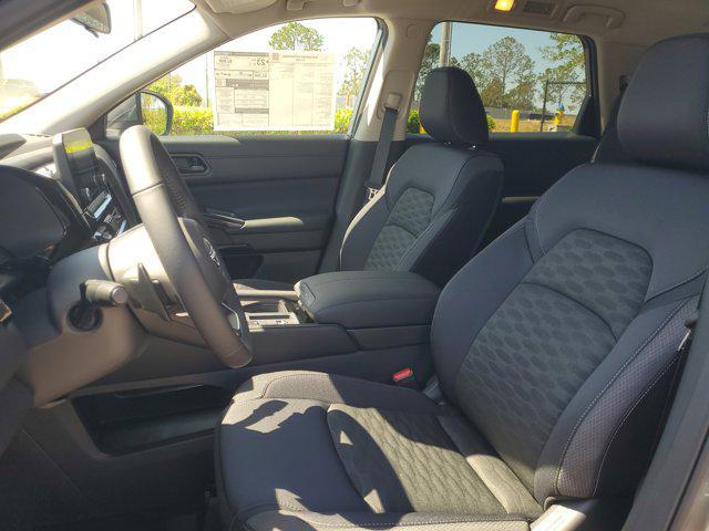 new 2025 Nissan Pathfinder car, priced at $41,445